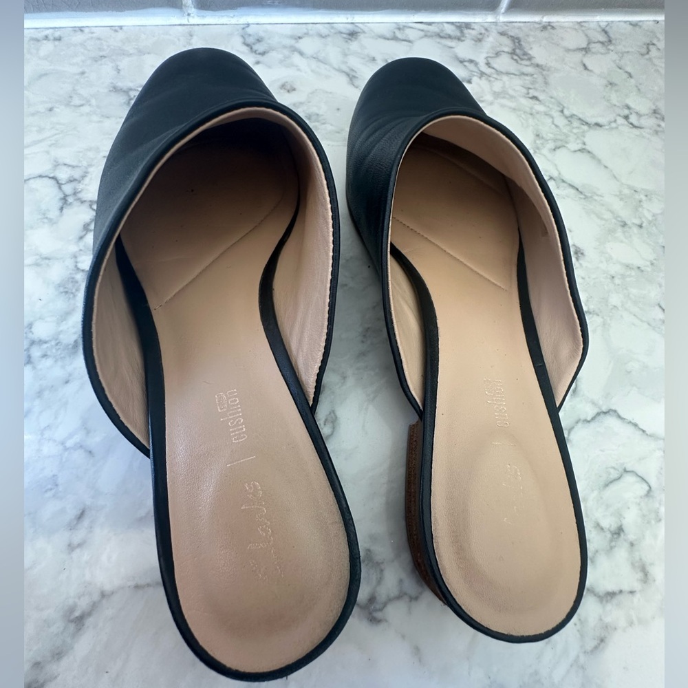 Clark’s black mules size 9 - Picture 3 of 5